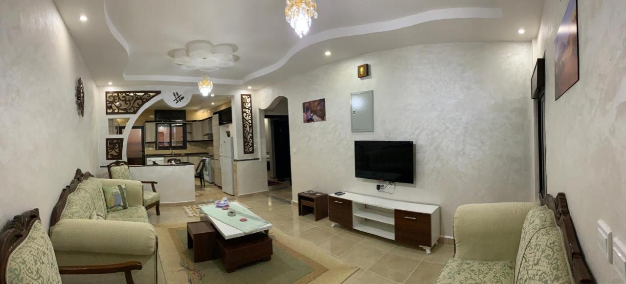 Amro Petra Apartment 와디무사 외부 사진
