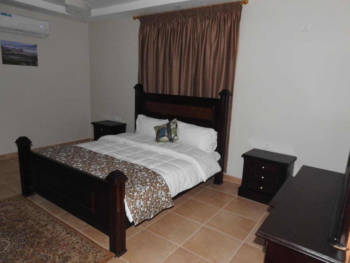 Amro Petra Apartment 와디무사 외부 사진
