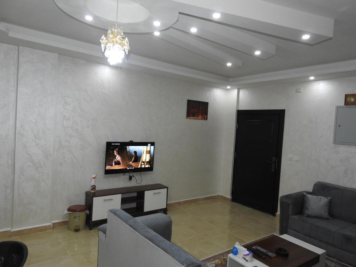 Amro Petra Apartment 와디무사 외부 사진