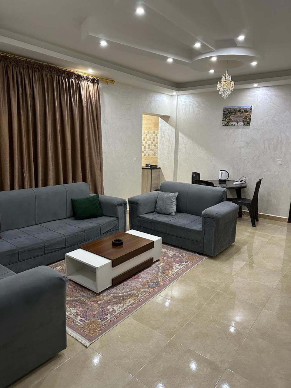 Amro Petra Apartment 와디무사 외부 사진